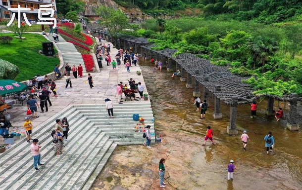 磐安花溪風景區 張家小鋪標準間 帶露臺,平板溪溪景房