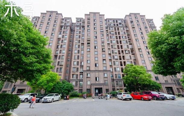 地址:                     上海-青浦区-徐泾镇龙联路58弄-玉兰清苑